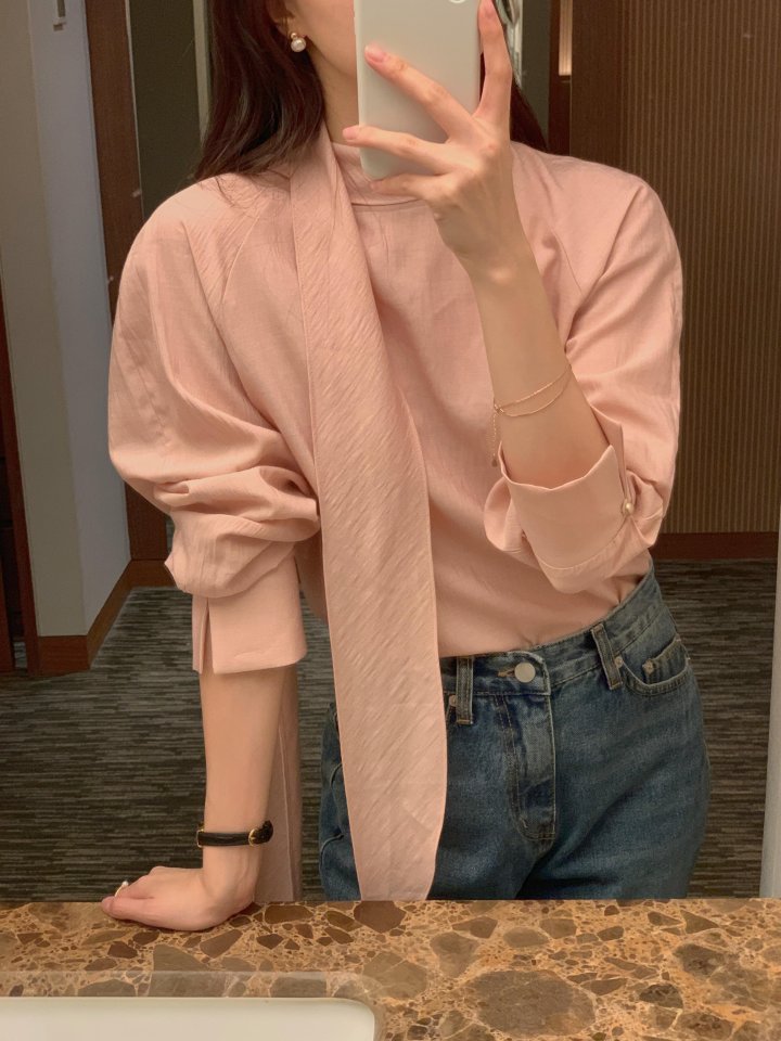Ari Tie-Neck Blouse
